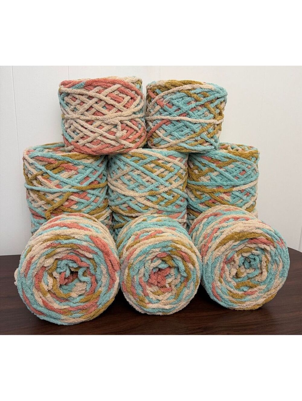 Reclaimed Yarn Bulky Chenille 2757 Yds Aqua Pink Beige 1622g (11 Cakes)